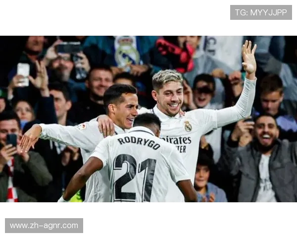 皇马3-2马竞维尼修斯梅开二度导演逆转巴尔韦德破门后领红牌 皇马3-2马竞维尼修斯梅开二度导演逆转巴尔韦德破门后领红牌